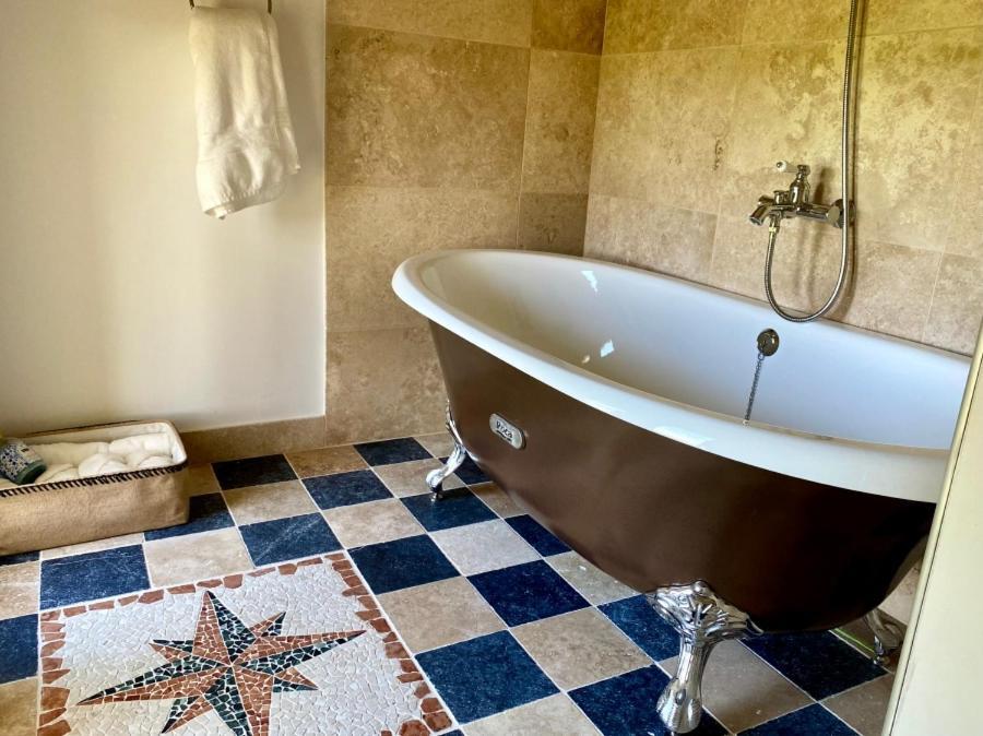 La Reserve Du Chateau De Roques 皮斯甘 外观 照片